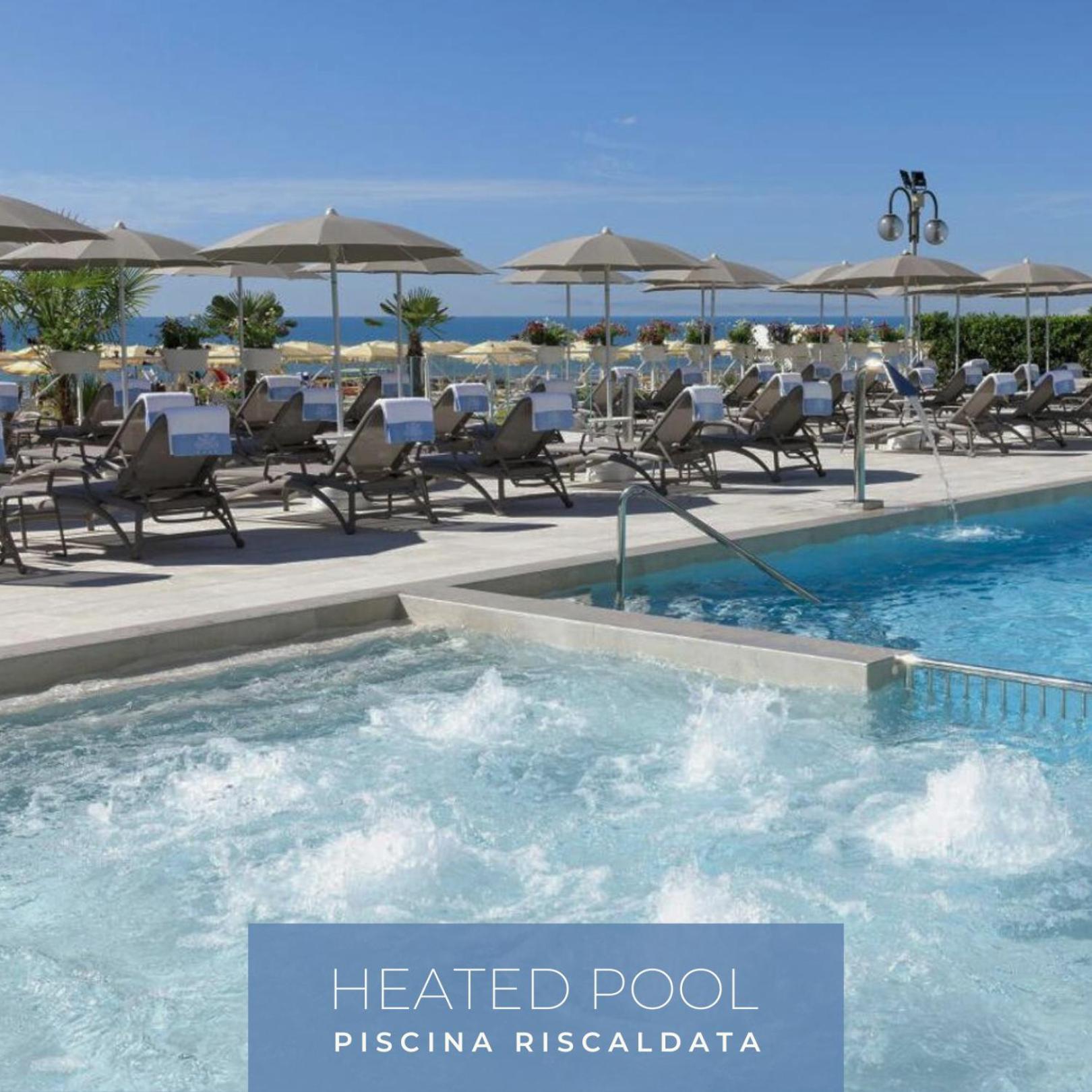 Hotel Cavalieri Palace & Suites Lido di Jesolo Exterior photo